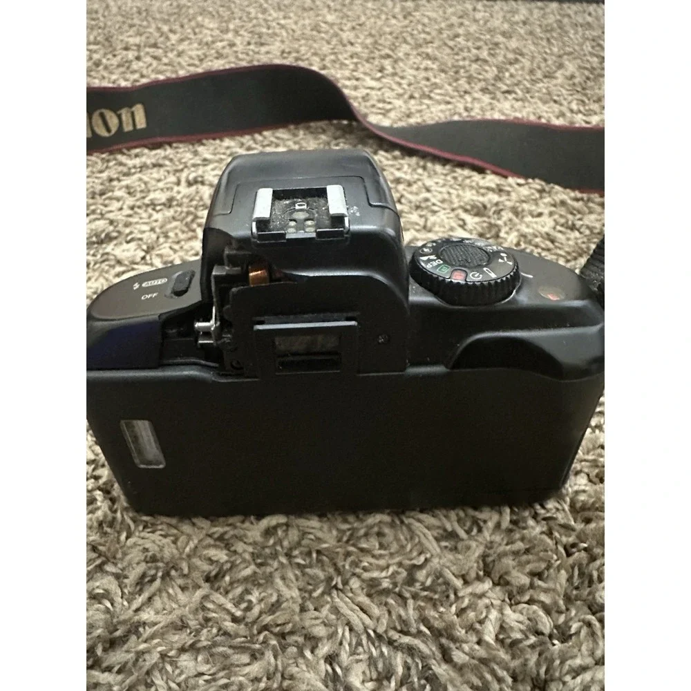 Canon eos 700